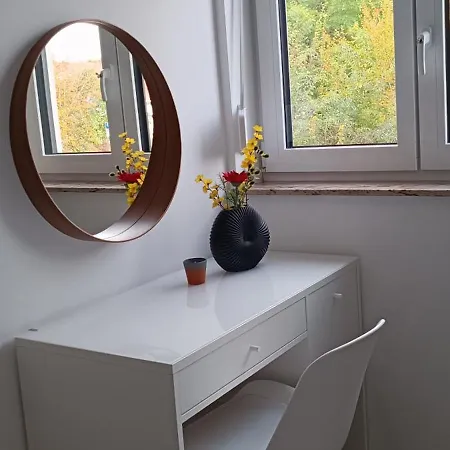 Pension Dettelbach Πανσιόν